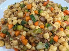 肉丁炒疙瘩-杨记老门框百年卤煮(回龙观文华西路店)