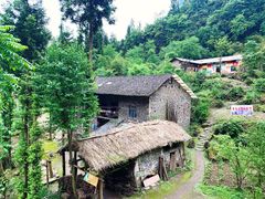 -鹿院坪生态旅游景区