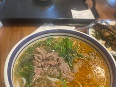 -云阿蛮云南生烫牛肉米线(奉贤路店)