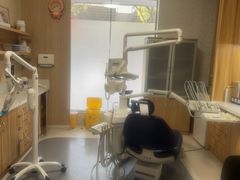 -上海仁爱医院口腔科 · 种植