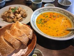 -大头虾越式风味餐厅(光明广场店)