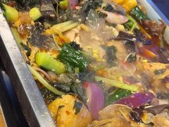 -后街佬·炭火鲜鱼杂(南城店)
