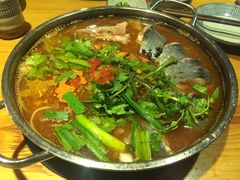 -老凯俚酸汤鱼(鸿通城店)