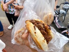 黄老太牛肉烧饼-老西关黄老太牛肉烧饼