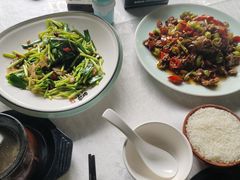 -鄱阳湖·江西小炒·瓦罐煨汤(五道口店)