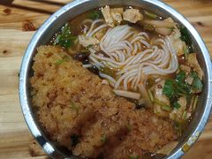 -柳州肥姨妈大骨螺蛳粉(曹路店)