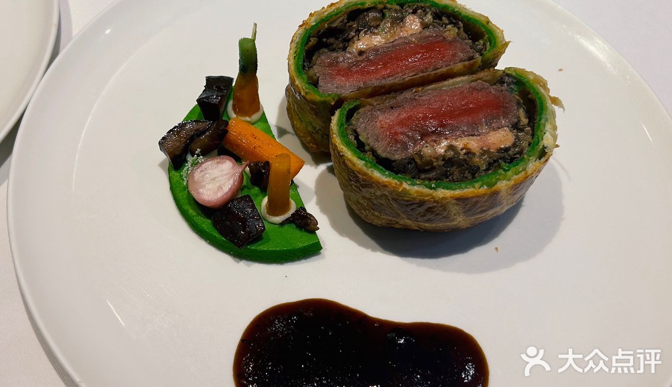 在南京[牛排]体验独属芳芳法餐的浪漫🍴💐