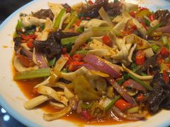 -阆辣荟餐饮(老味道8年·古城店)