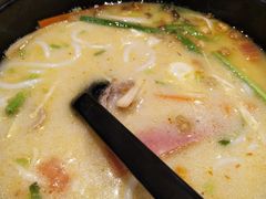 菌香过桥米线-蒙自源过桥米线(红谷滩万达店)