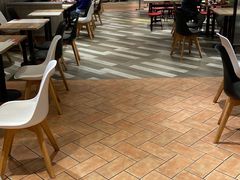 大堂-肯德基(东安路站店)