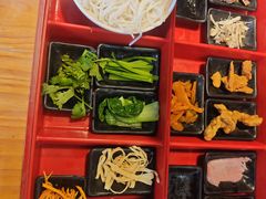 -勺子米线·云南传统小吃市集(四方街店)