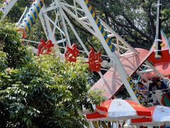 -顺德大良半月城游乐场