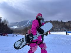 -亚布力新体委滑雪场