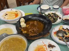 -鹤乡东北菜(崮山路店)