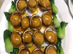 -鑫悦楼煎蟹·16年海鲜大排档