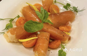 Cured Ham and Honeydew Salad