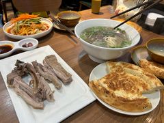 -贯贯吉·清真餐厅(浙江中路店)