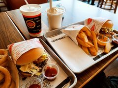 -FATBURGER 特富客汉堡(外交公寓店)