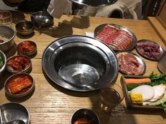 -姜虎东白丁烤肉(虹桥天地店)