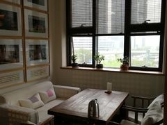 靠窗位-瓦库茶馆17号(海汇港店)