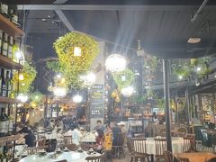 -临界音乐酒馆·小龙虾·江湖菜(华熙LIVE·鱼洞店)