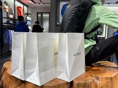 -ARC'TERYX始祖鸟(北京王府中环店)