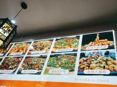 -重庆万州烤鱼(临港宝龙店)