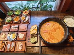 -银米·云南传统过桥米线(双廊黑金冠店)