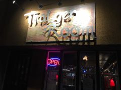 -Thaiger Room