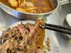 -蓉三少冒烤鸭·四川小吃集(北京首店)