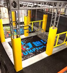 -蹦贝运动中心·蹦床·攀岩·闯关(龙岗店)