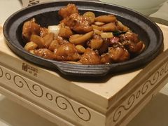 -荷花亭·湖北融合菜(中商广场店)