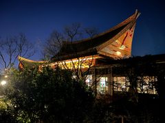 -七彩云南古滇温泉山庄