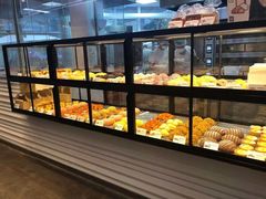面包甜点陈列柜-喜茶(深圳福田星河COCO Park店)