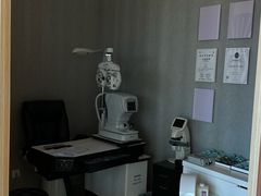 -瑞司视光眼镜·蔡司战略合作眼镜店(新街口店)