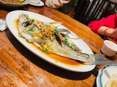 -壹湖两岸·鱼鲜山里菜(东江湖店)