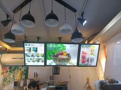 -津椰本·海南正宗椰奶清补凉(店一店)