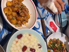 -川流不息·地道川菜·小龙虾(新松江路店)