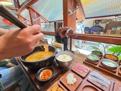 -银米·云南传统过桥米线(双廊黑金冠店)