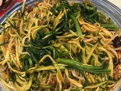 -吴记酱骨炖菜馆(西大直街店)