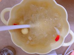 -悦芽照护月嫂+育儿嫂(杭州店)