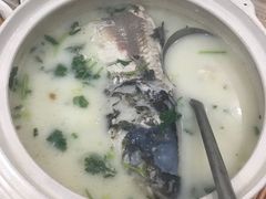 -天乐农家鱼头王(天目湖店)