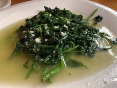 -老板很二(吉大店)