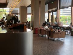 大堂-星巴克臻选(上海虹桥新天地三店)