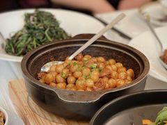 小鲍鱼焖细土豆-湖滨客舍·湖北菜