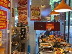 -柳州肥姨妈大骨螺蛳粉(老闵行店)
