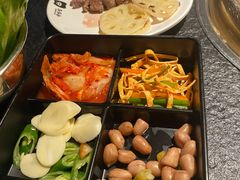 -嘿嘟嘟·肋条烧肉放题(爱融荟城店)