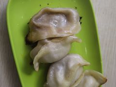 -珊珊小笼馆(仙霞路店)