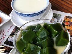 -周大娘牛乳(旧寨古村总店)