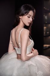 -Vera Wang婚纱礼服旗舰店